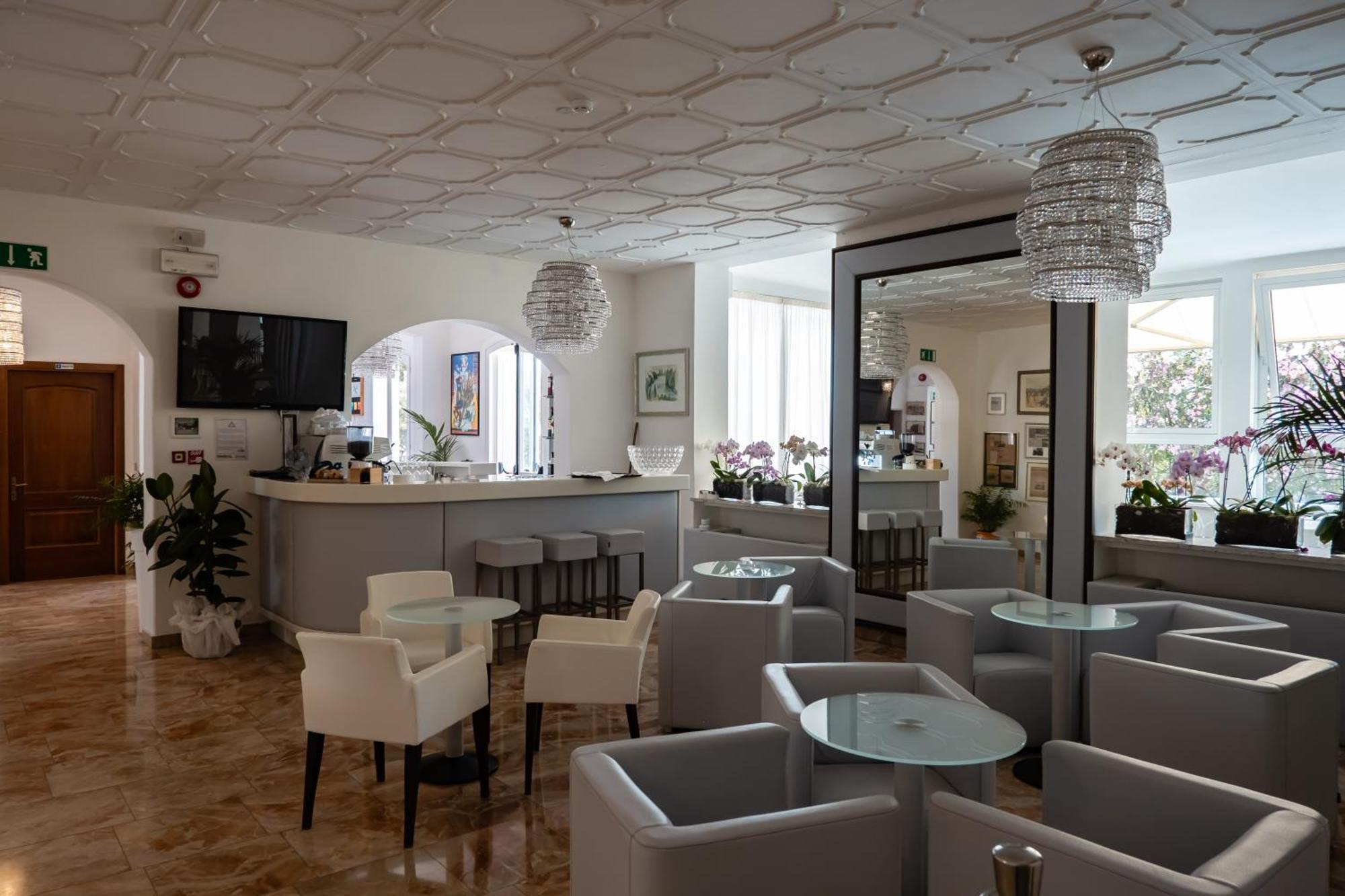 Grande Albergo Marin Ліньяно-Сабб'ядоро Екстер'єр фото
